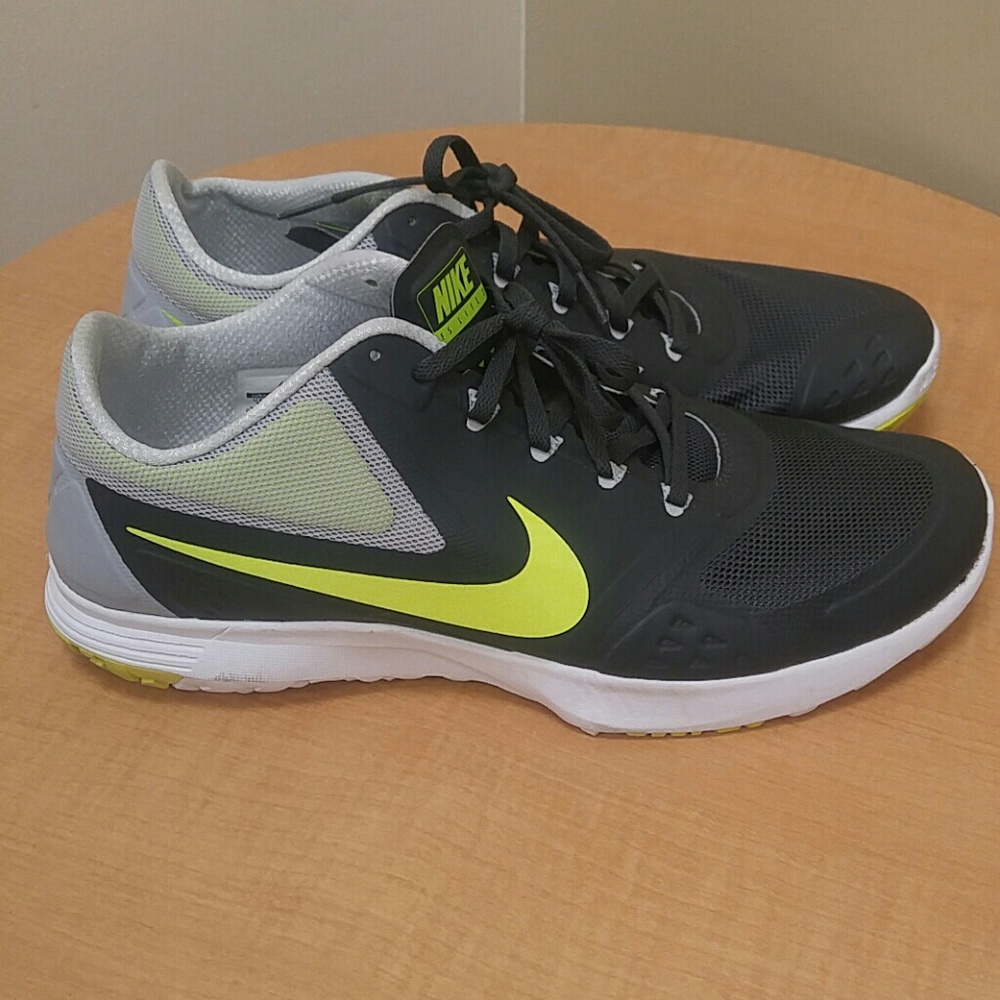 Nike FS Lite Trainer 2 sz 12